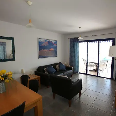 Casa Blanca Villa *